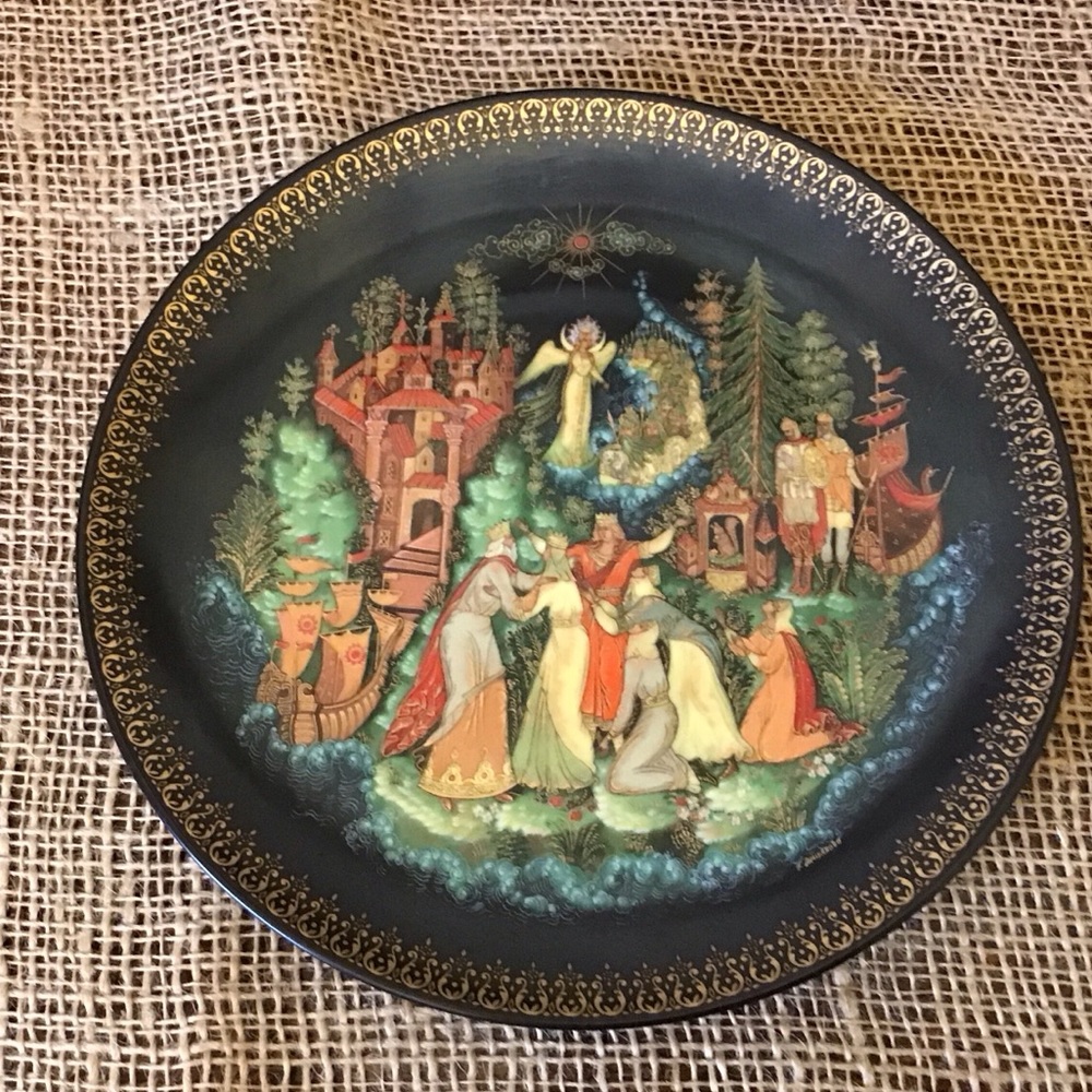 Vintage 1989 Russian Legends Fairy Tale porcelain plate. Plate #6 in the…
